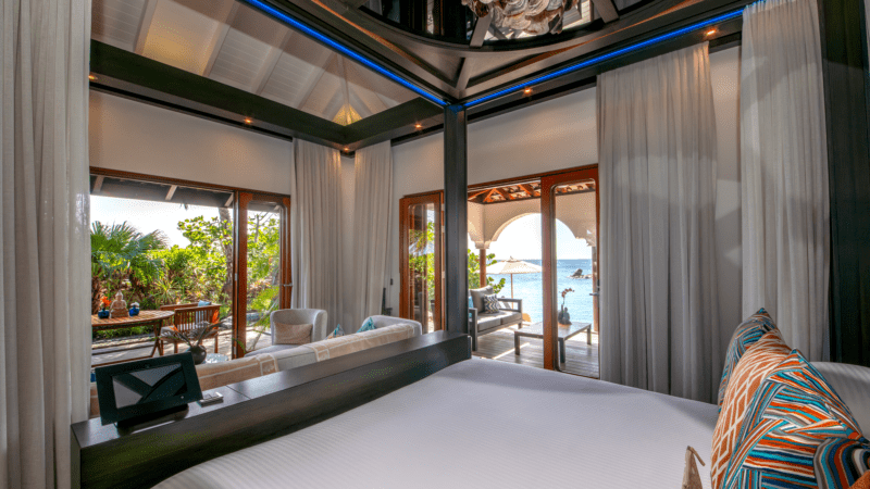 Baoase Luxury Resort Superior Beachfront Pool Suite (1)