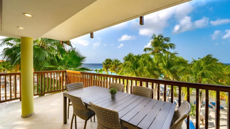 Lions Dive Beach Resort 1-Schlafzimmer Oceanfront Suite (4)