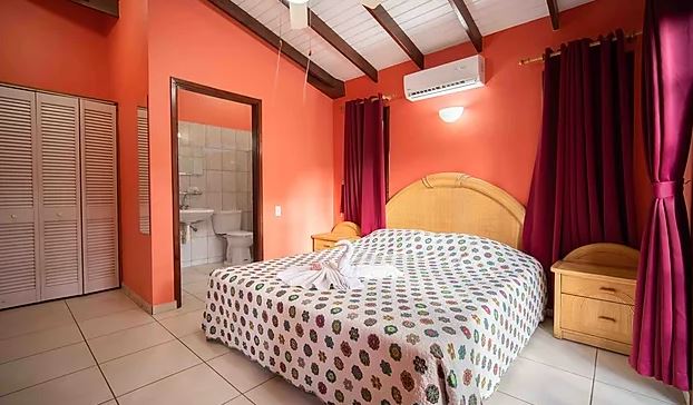 Captain Dons Habitat 2-Schlafzimmer Bungalow (5)