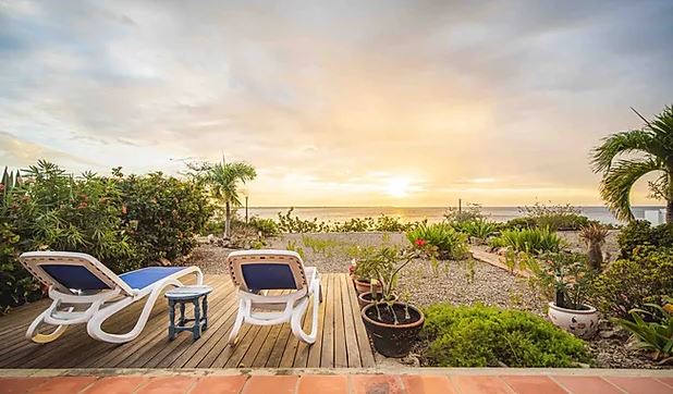 Captain Dons Habitat Ocean Front Villa (3)