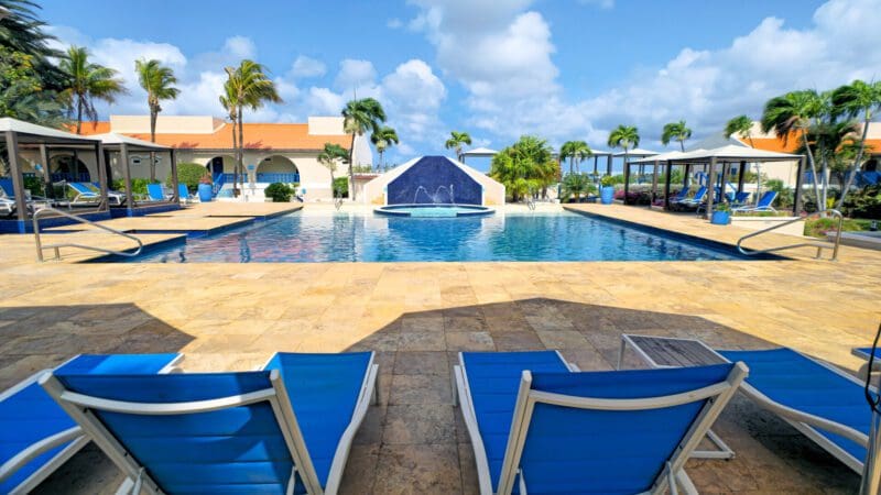 Divi Flamingo Beach Resort (9)