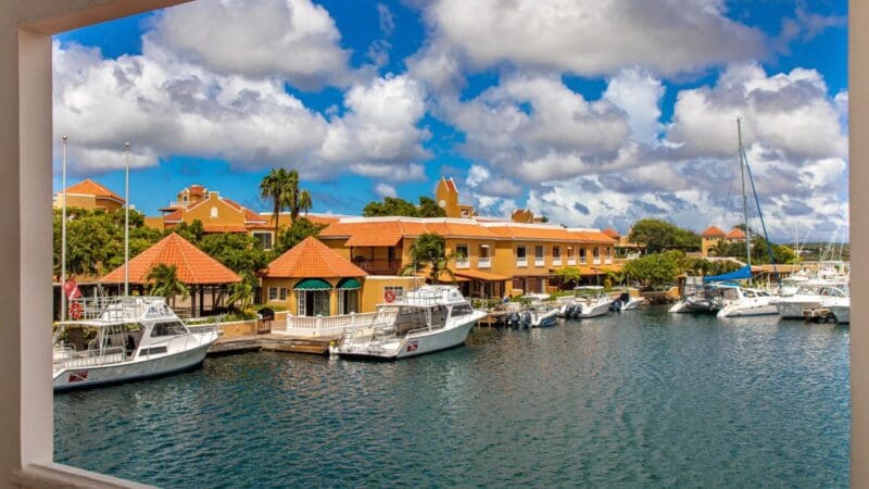 Harbour Village Marina Front Rooms (1)