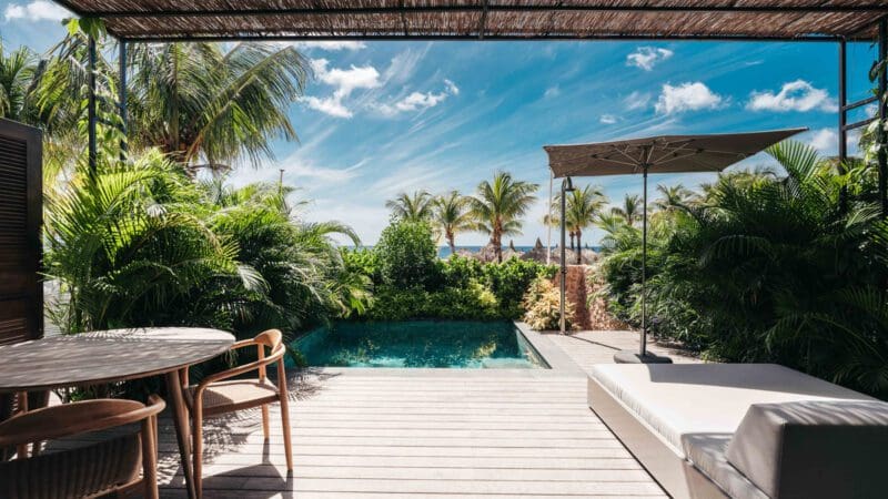 Kontiki Beach Resort Beach Front Suite (10)
