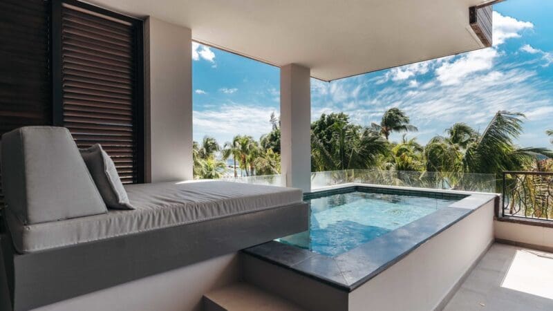 Kontiki Beach Resort Sea View Suite (1)
