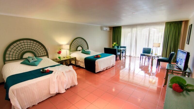 Plaza Beach Resort Junior Suite Laguna (2)